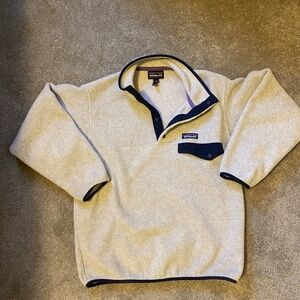 Patagonia sweatshirt